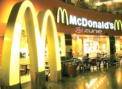 實(shí)例解析|實(shí)用又亮眼的店招設(shè)計(jì)就該這么做！