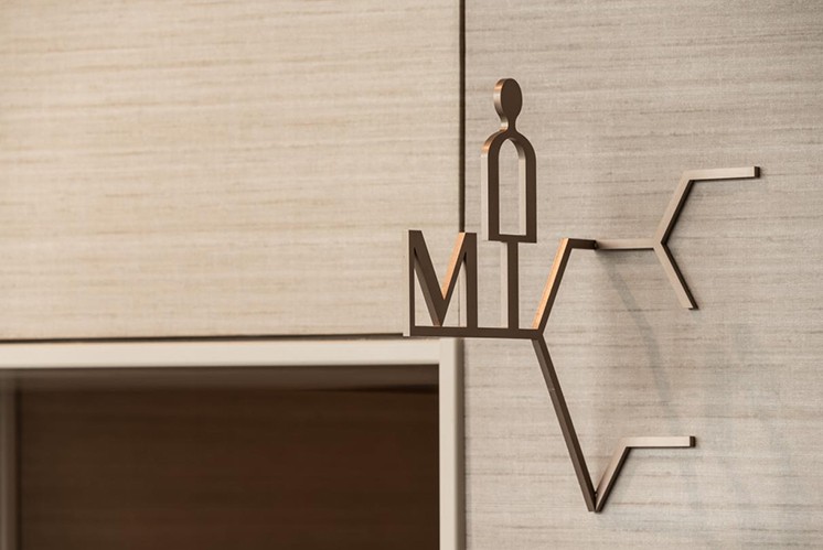 星級(jí)酒店標(biāo)識(shí)設(shè)計(jì)怎么做才能吸引顧客？